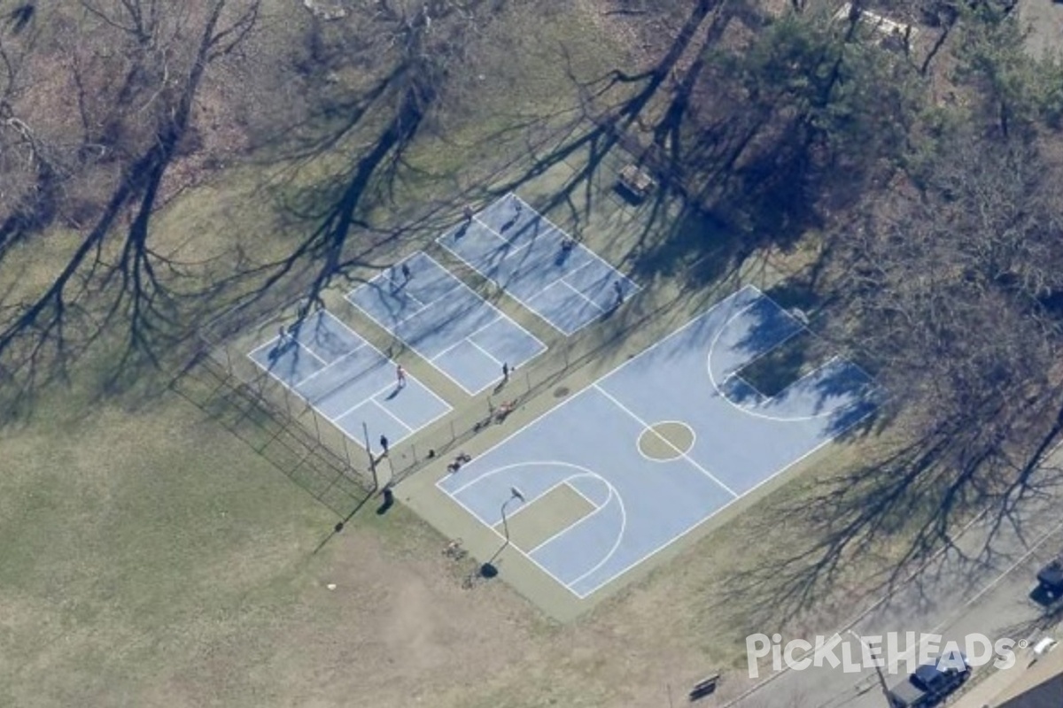 Photo of Pickleball at Lakeshore Park